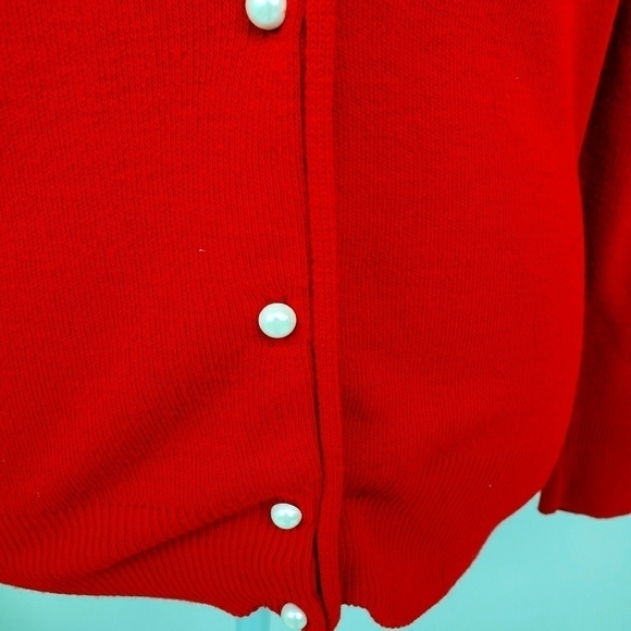 Vintage USA Red Pearl Button Cardigan VGUC 36 s/m - Picture 4 of 9